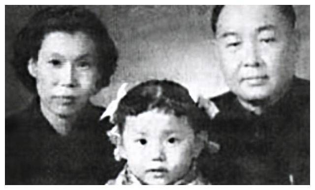 儿嫌菜不好吃他怒道：我看你是饿得轻了龙八国际娱乐网站开国上将赵尔陆的女(图2)
